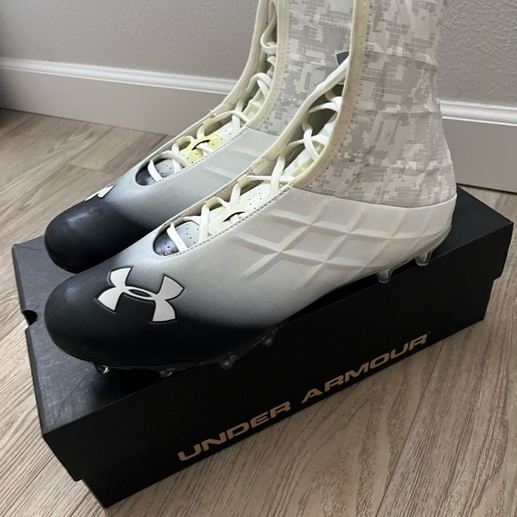 Under Armour Men's Highlight MC Football Cleat Size 14 - Picture 4 of 6